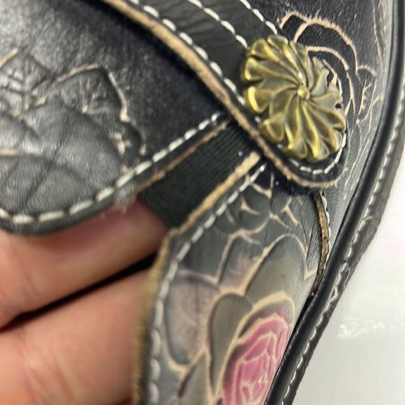 L' Artiste ComfiCute Black Floral Leather Slide Mules- Size 36 (5.5/6) - Picture 8 of 16
